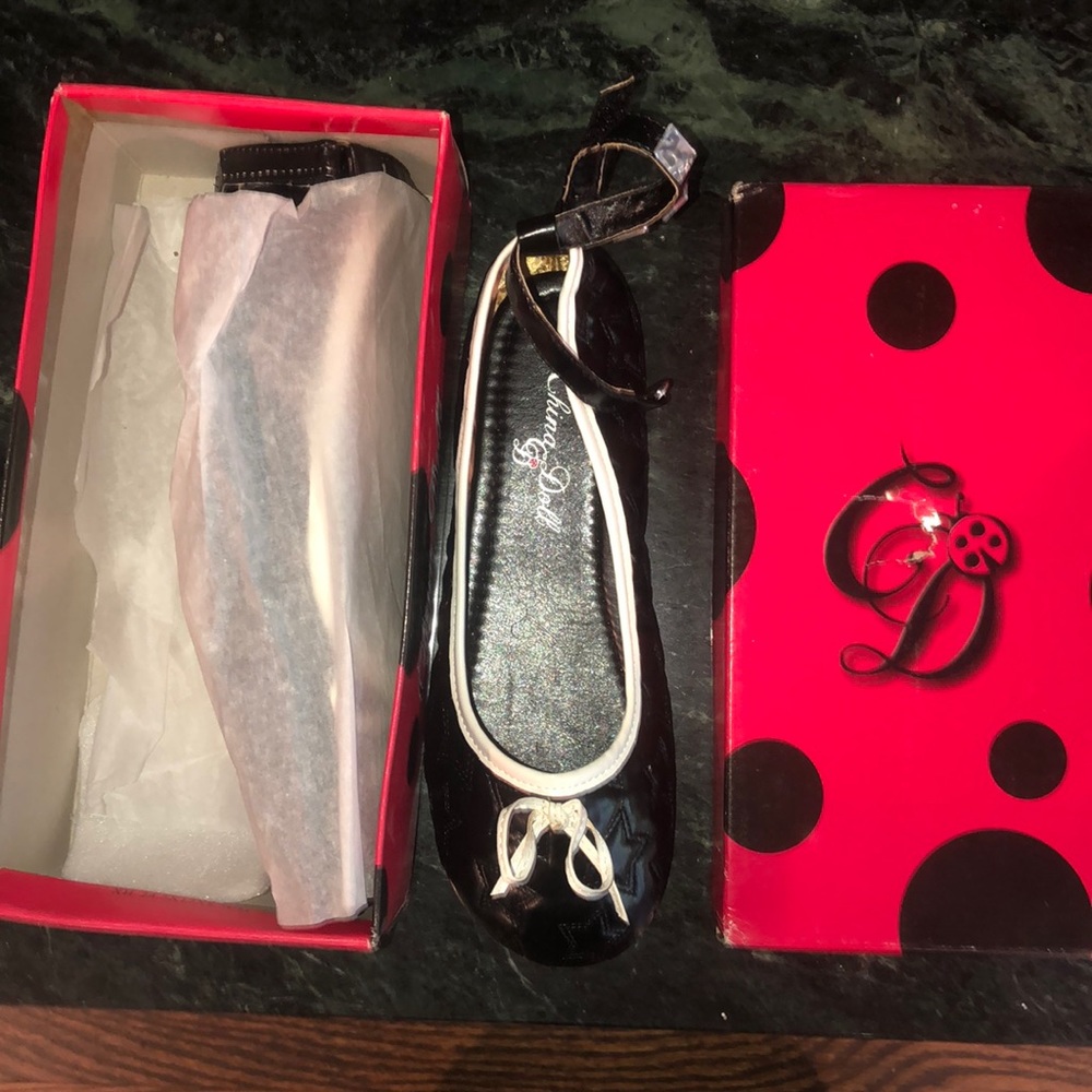 China doll girls slip on flats